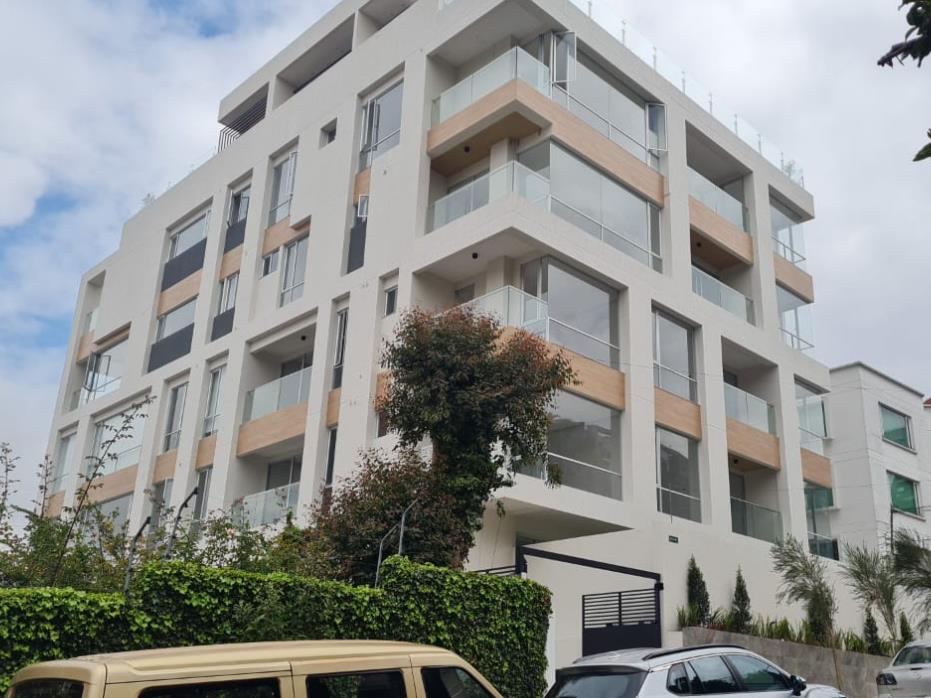 Edificio Montana Gardens